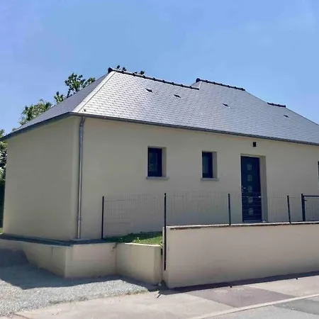 Maison Neuve A Deux Pas Du Mont