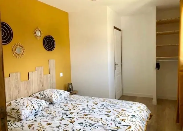 Maison Neuve A Deux Pas Du Mont *